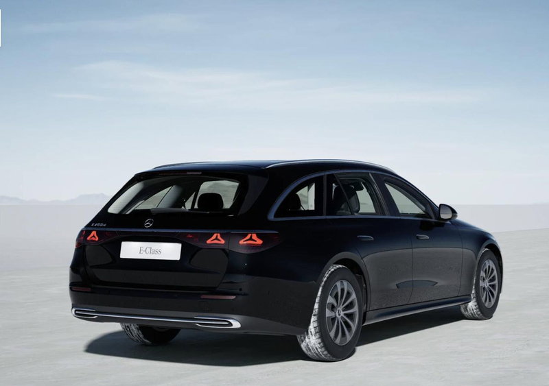 Mercedes-Benz Classe E Station Wagon nuova a Bergamo (3)