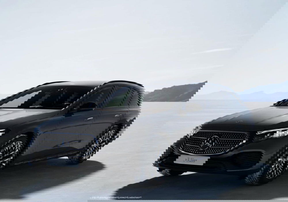 Mercedes-Benz Classe E Station Wagon nuova a Bergamo (3)