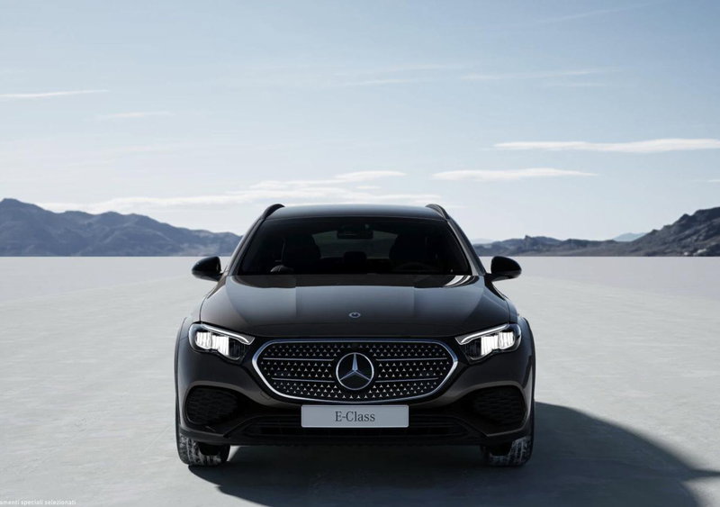 Mercedes-Benz Classe E Station Wagon nuova a Bergamo (5)