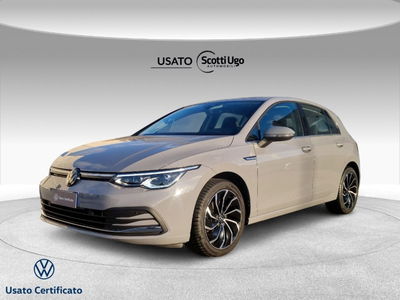 Volkswagen Golf 1.5 eTSI 130 CV EVO ACT DSG Style del 2023 usata a Cecina