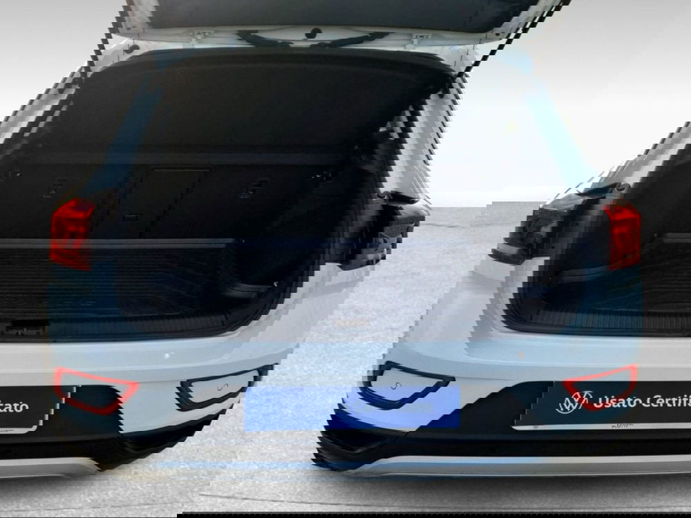 Volkswagen T-Roc usata a Livorno (6)