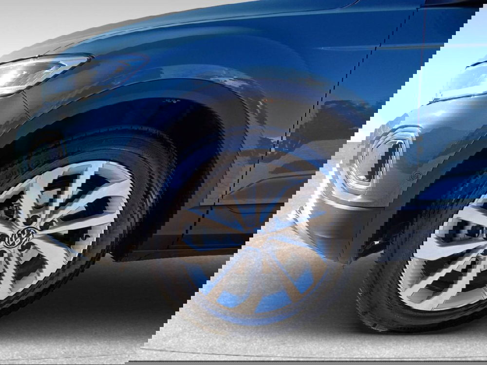 Volkswagen T-Roc usata a Livorno (15)