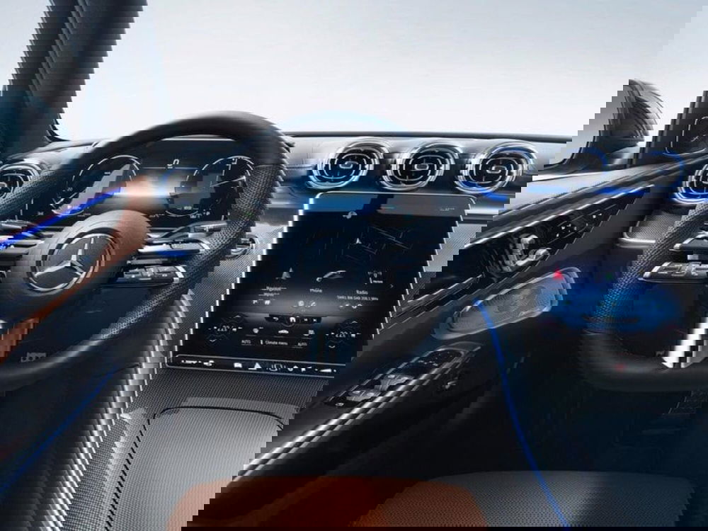 Mercedes-Benz Classe C nuova a Siena (7)