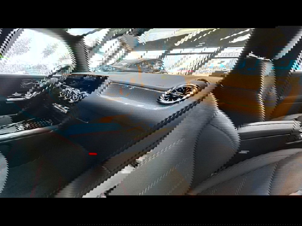 Mercedes-Benz GLA SUV nuova a Firenze (10)