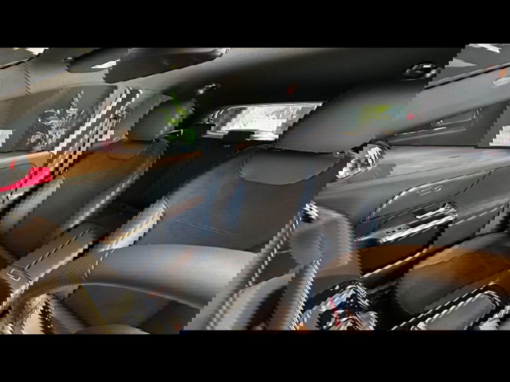 Mercedes-Benz GLA SUV nuova a Firenze (6)