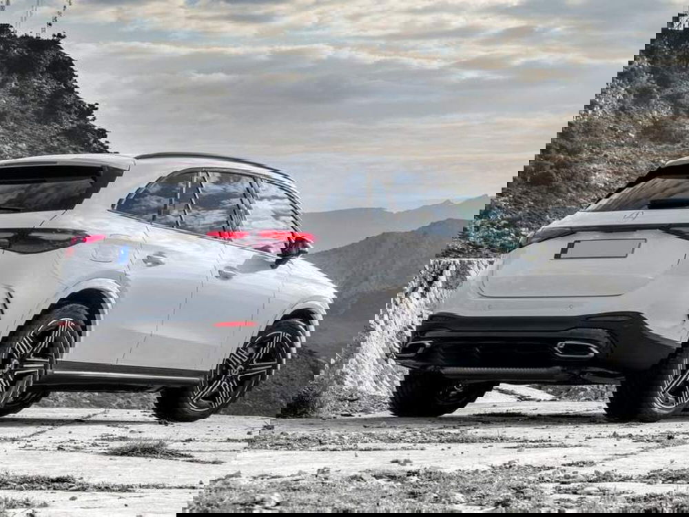 Mercedes-Benz GLC Coupé nuova a Siena (5)