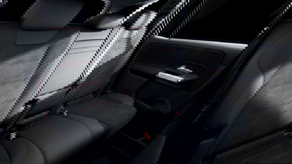 Mercedes-Benz GLB nuova a Milano (6)