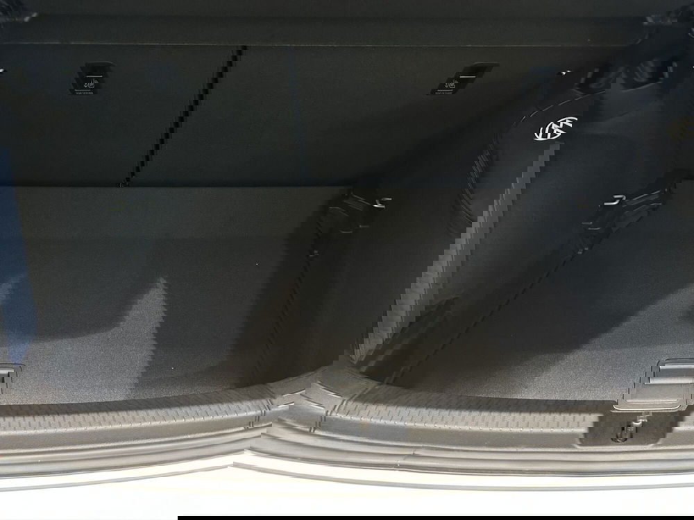 Volkswagen Polo nuova a Padova (14)