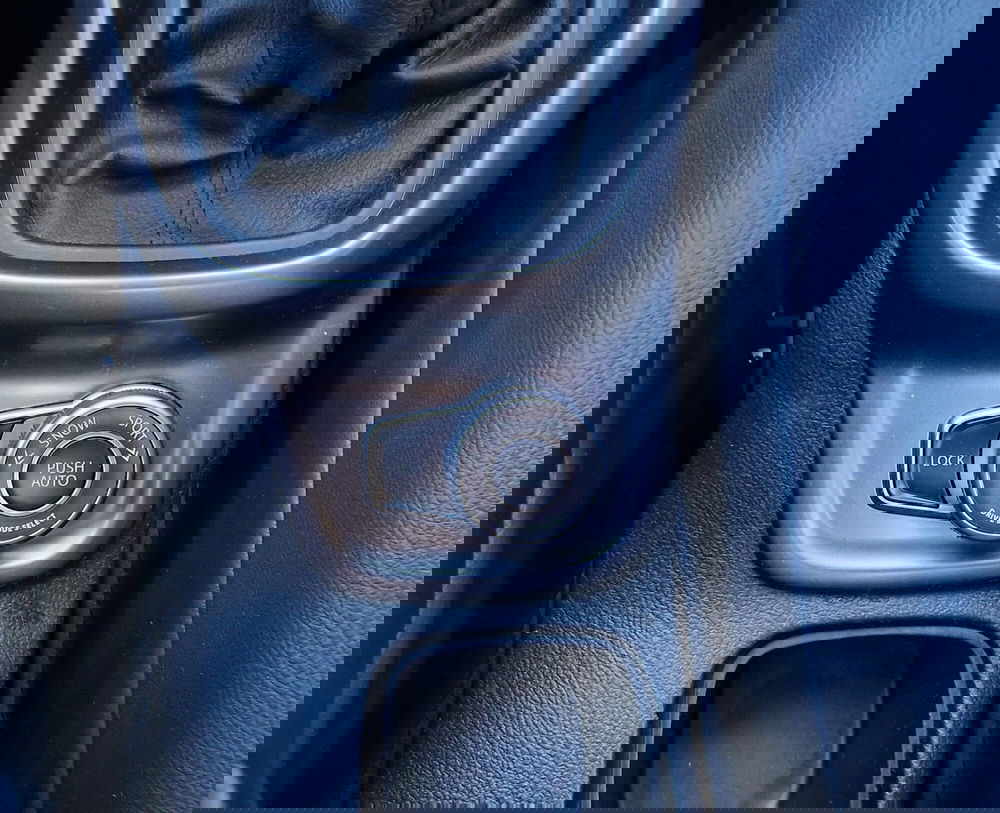 Suzuki Vitara usata a Milano (14)