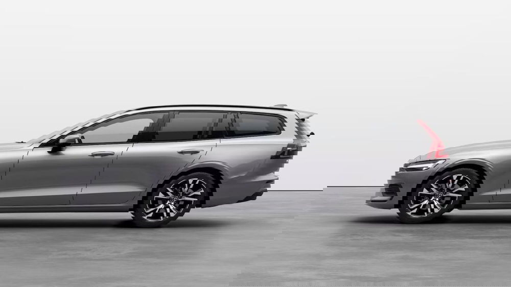 Volvo V60 nuova a Como (3)