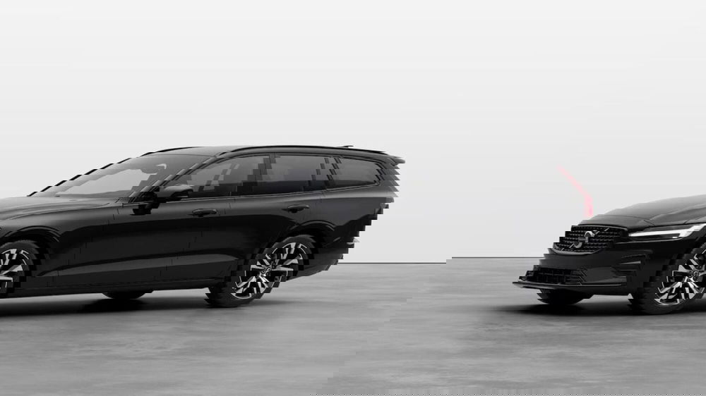 Volvo V60 nuova a Como