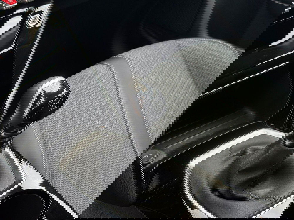 Peugeot 208 usata a Vercelli (12)