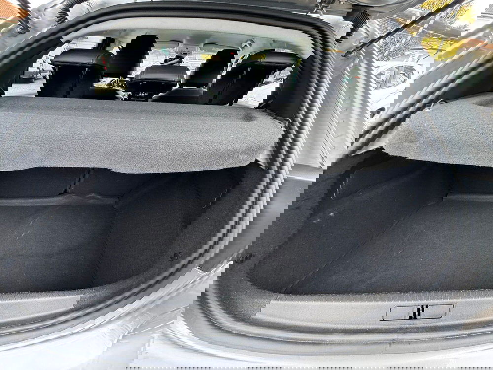 Peugeot 208 usata a Vercelli (8)