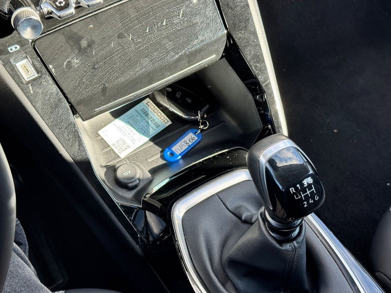 Peugeot 208 usata a Vercelli (13)