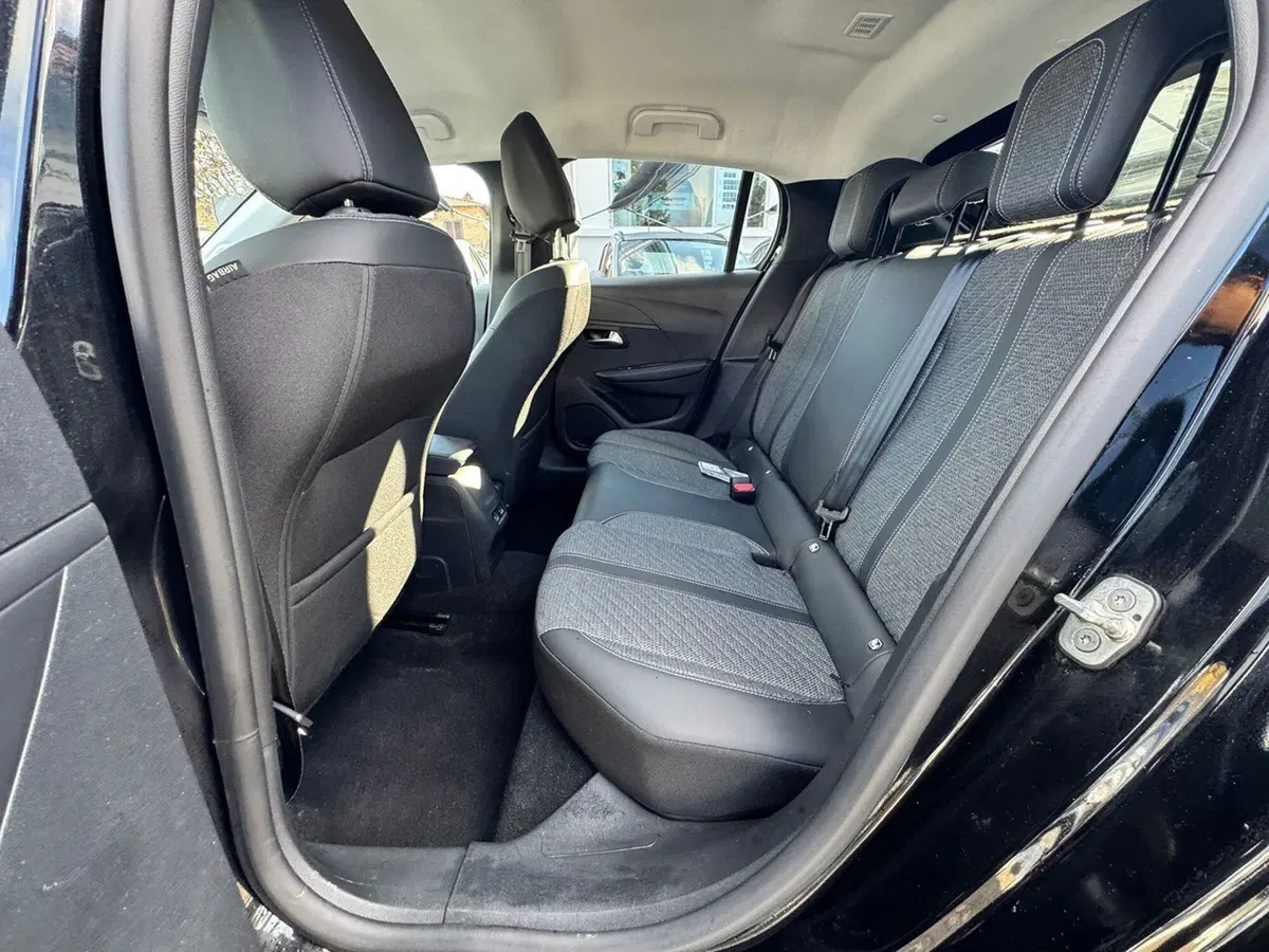 Peugeot 208 usata a Vercelli (7)