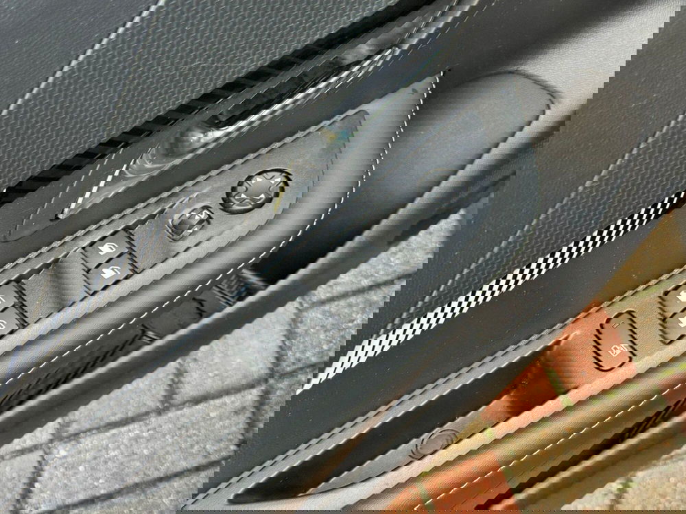 Peugeot 208 usata a Vercelli (9)