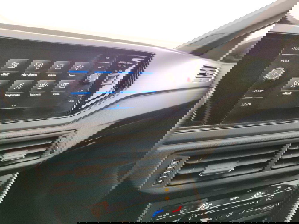 Volkswagen Taigo usata a Massa-Carrara (12)