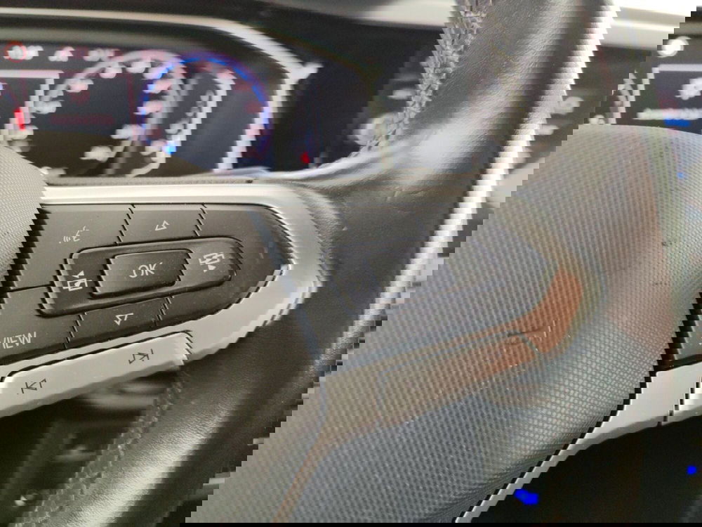 Volkswagen Taigo usata a Massa-Carrara (13)