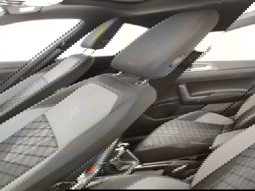 Volkswagen Taigo usata a Massa-Carrara (9)