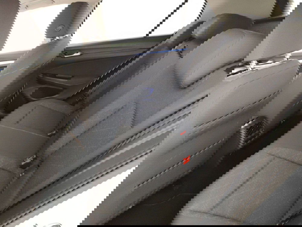 Volkswagen Golf usata a Massa-Carrara (10)