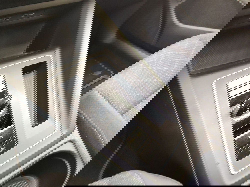 Volkswagen Golf usata a Massa-Carrara (11)