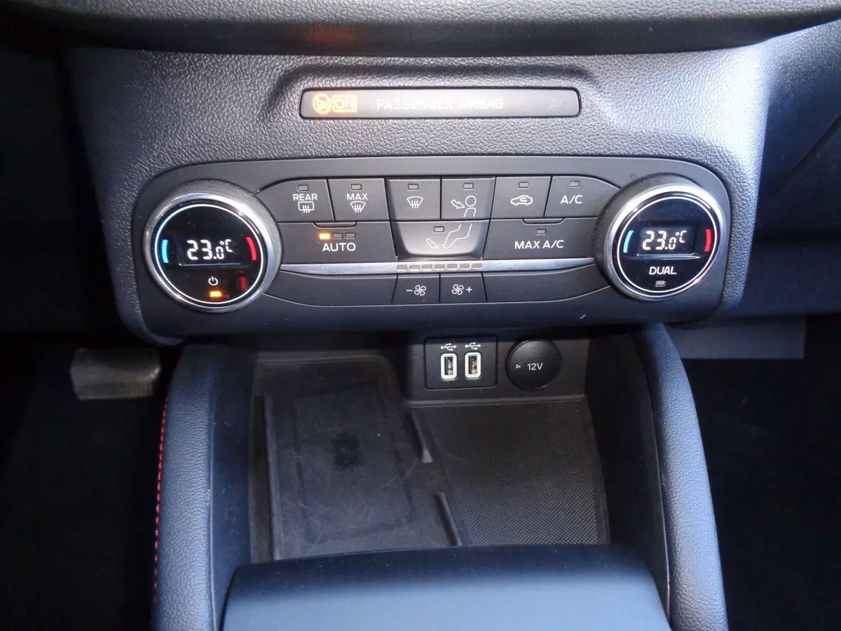 Ford Kuga usata a Belluno (14)