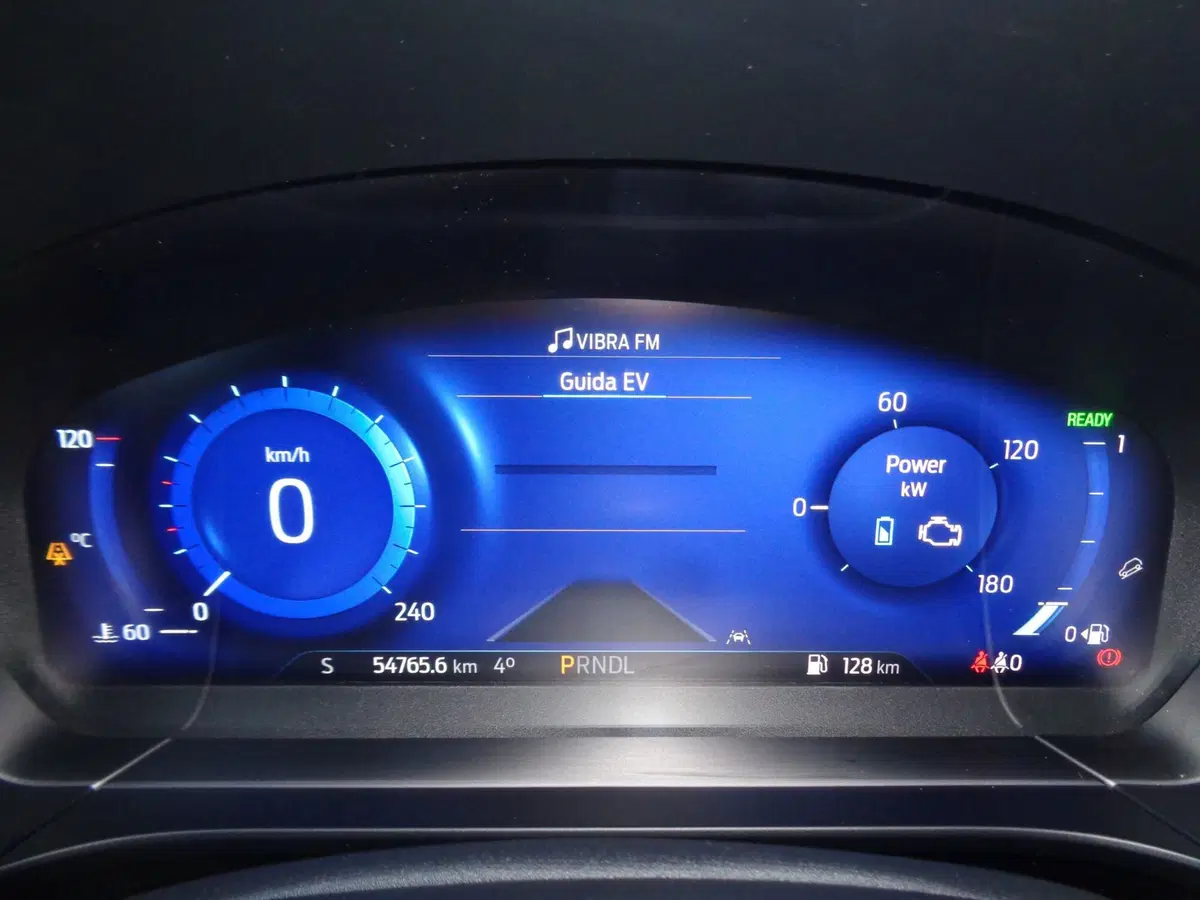 Ford Kuga usata a Belluno (11)