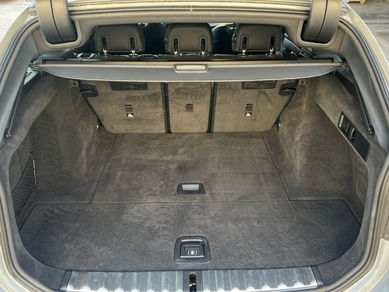 BMW Serie 3 Touring usata a Caserta (12)