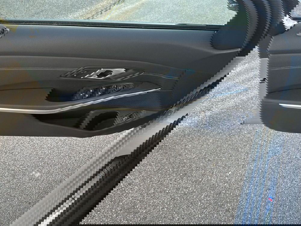 BMW Serie 3 Touring usata a Caserta (18)