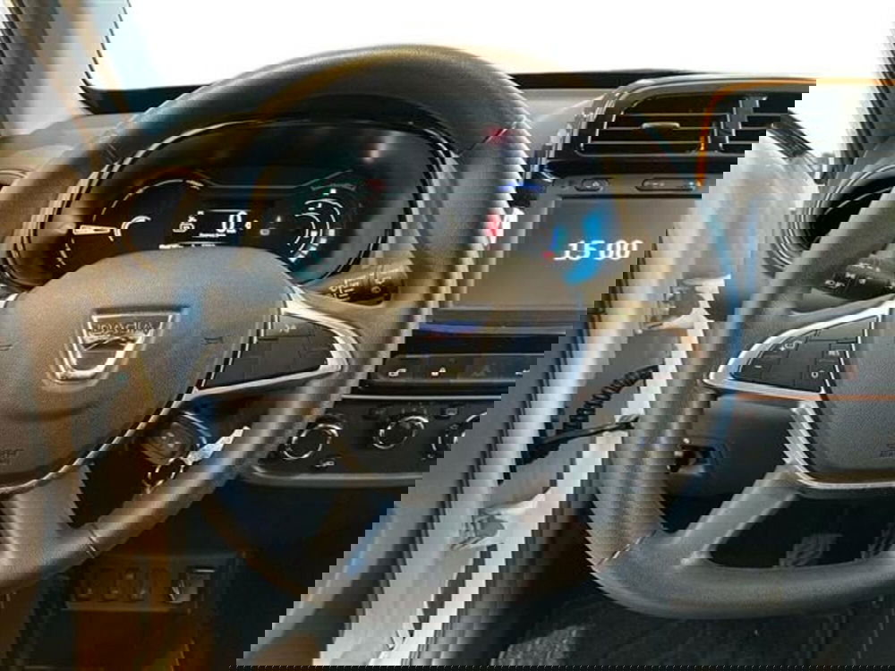 Dacia Spring usata a Como (16)