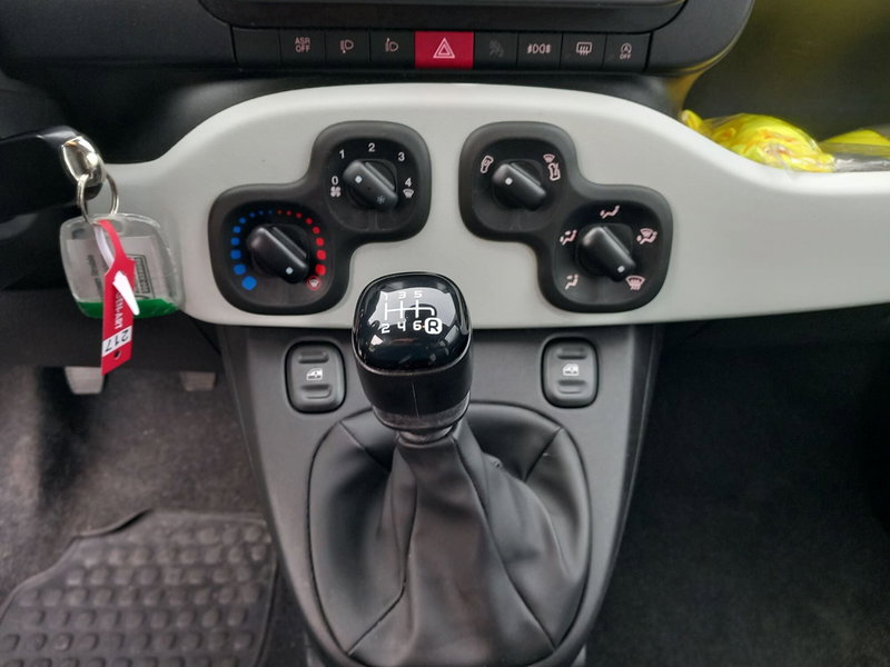 Fiat Panda Cross usata a Lucca (17)