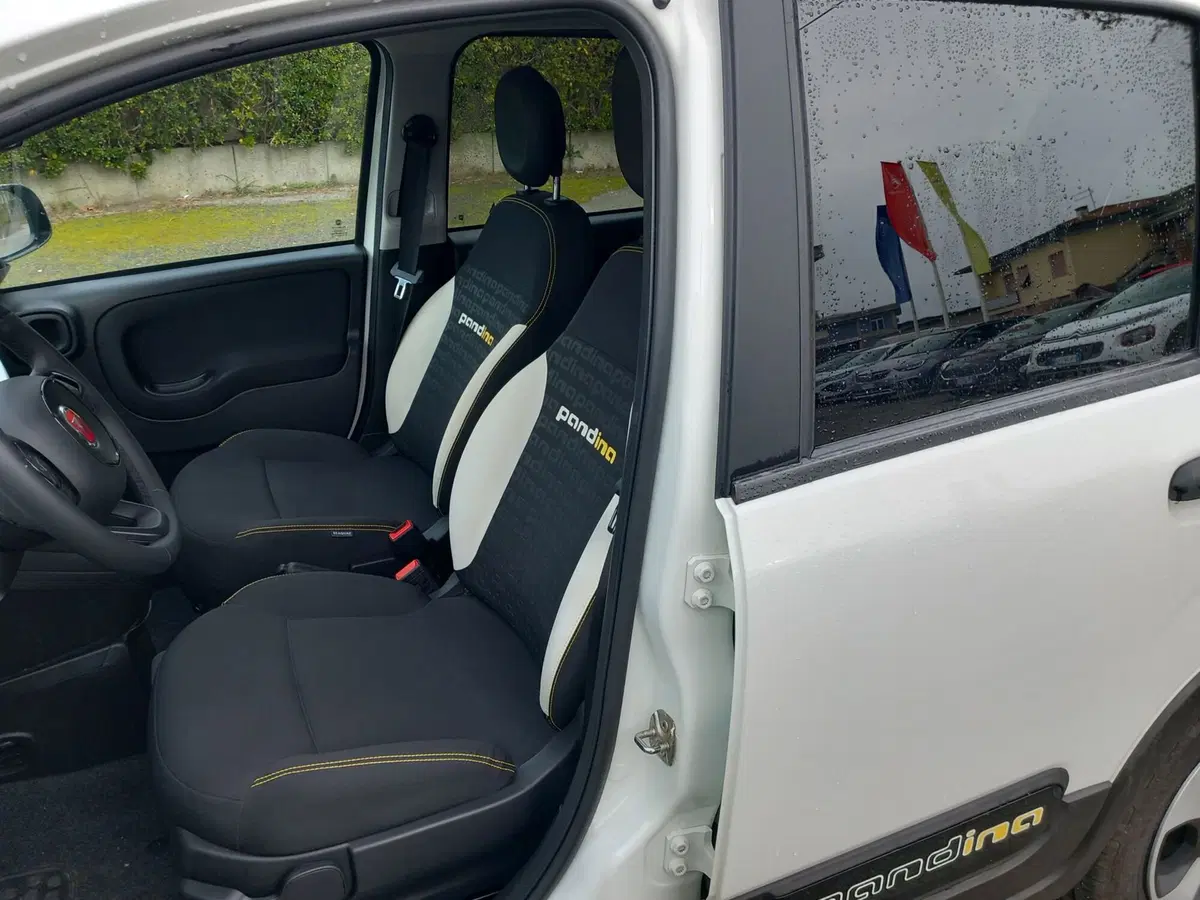 Fiat Panda Cross usata a Lucca (9)