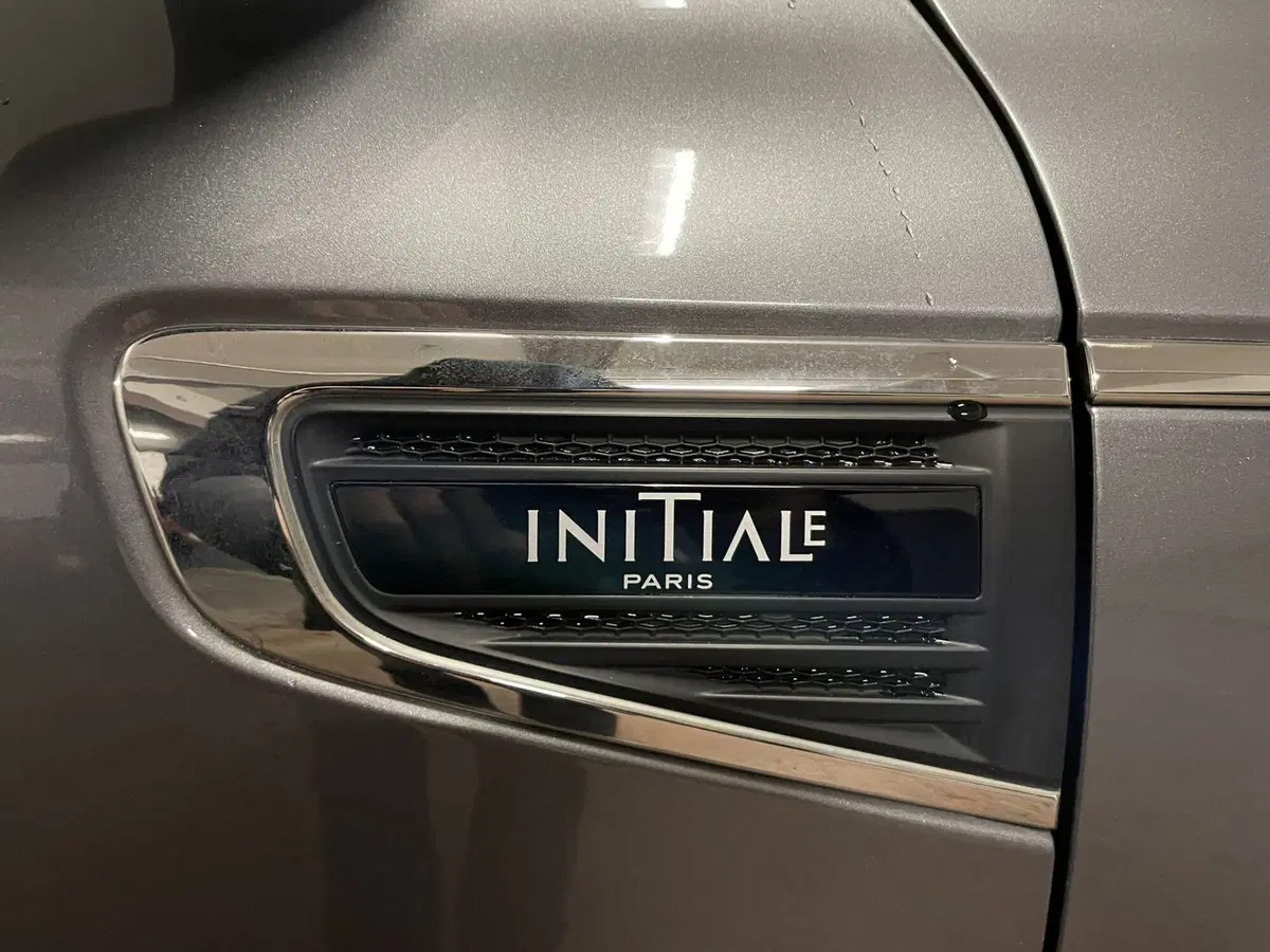 Renault Koleos usata a Milano (19)