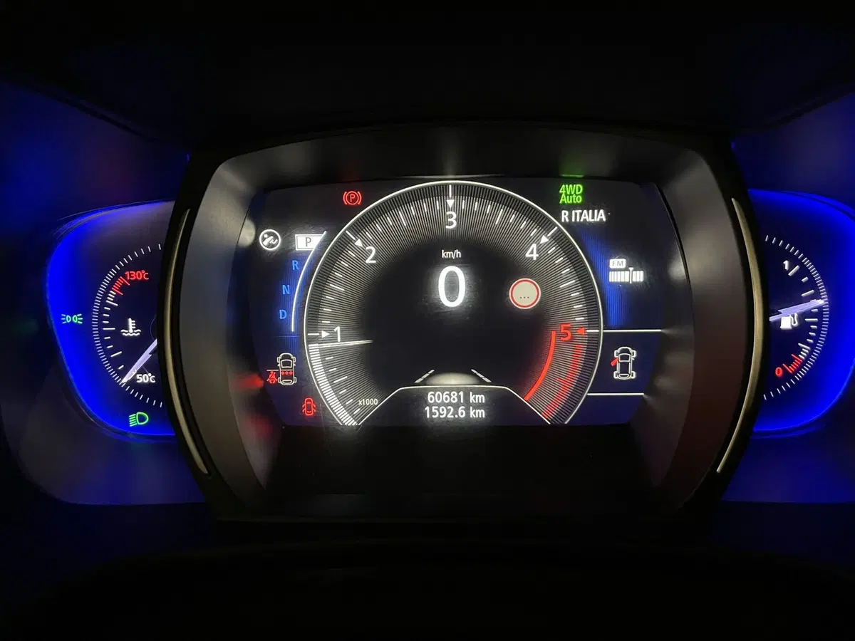 Renault Koleos usata a Milano (9)