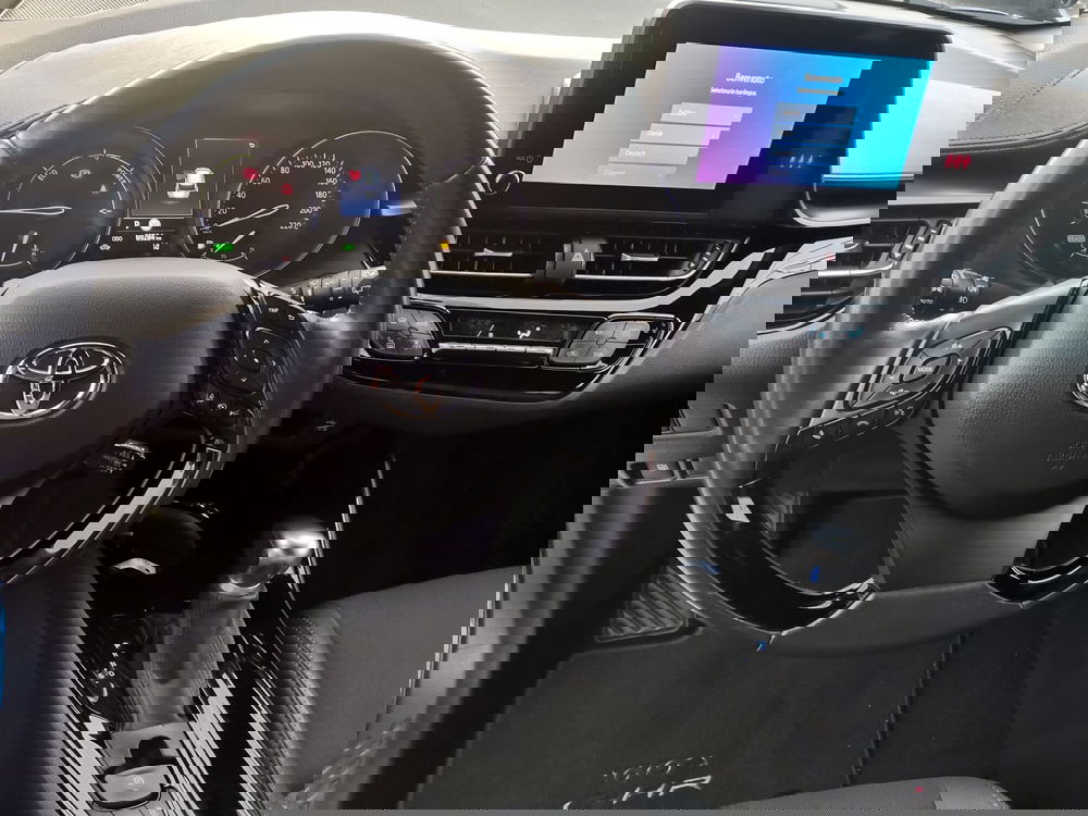 Toyota Toyota C-HR usata a Bergamo (10)