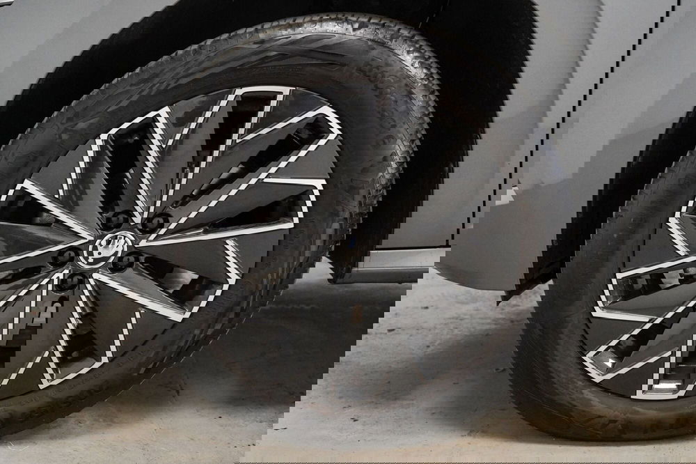 Skoda Kamiq usata a Varese (7)