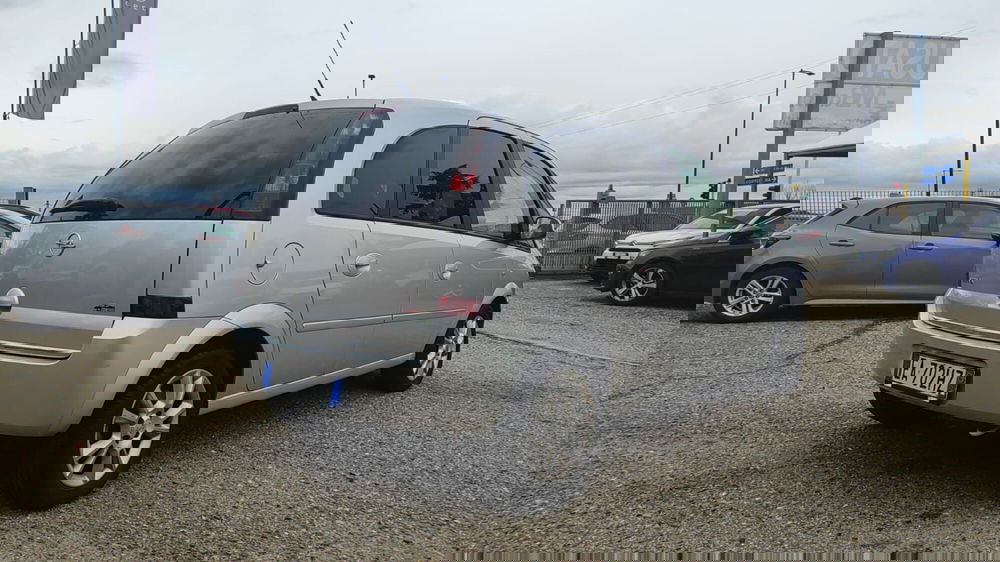 Opel Meriva usata a Firenze (9)