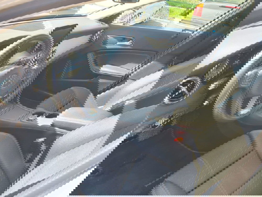 Mercedes-Benz GLA SUV usata a Rimini (10)