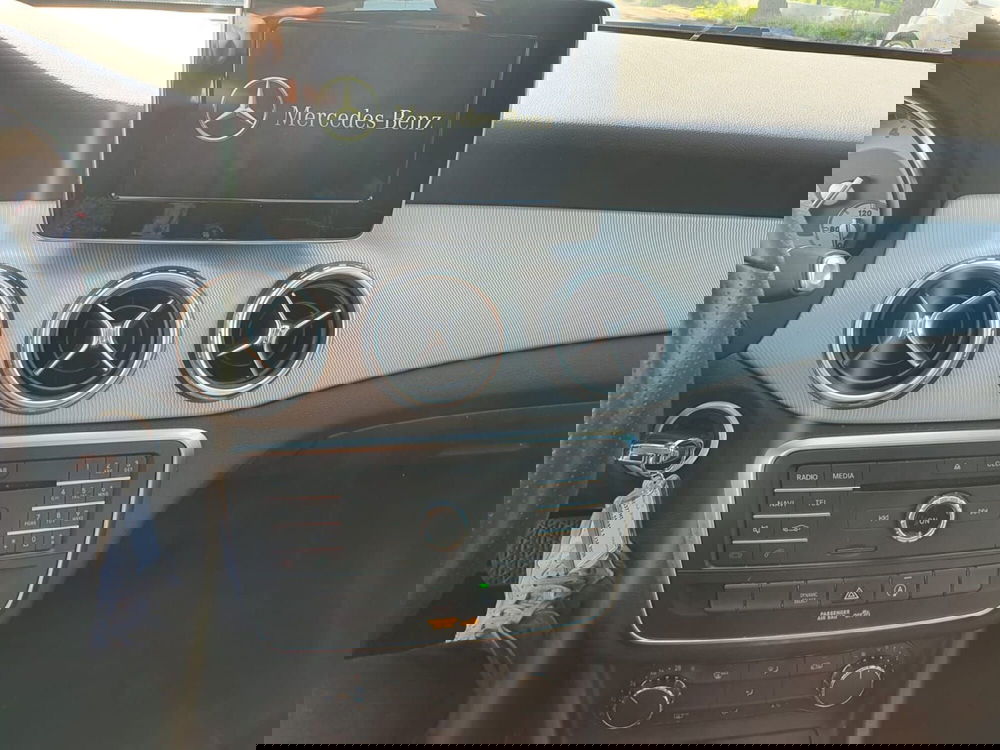 Mercedes-Benz GLA SUV usata a Rimini (14)