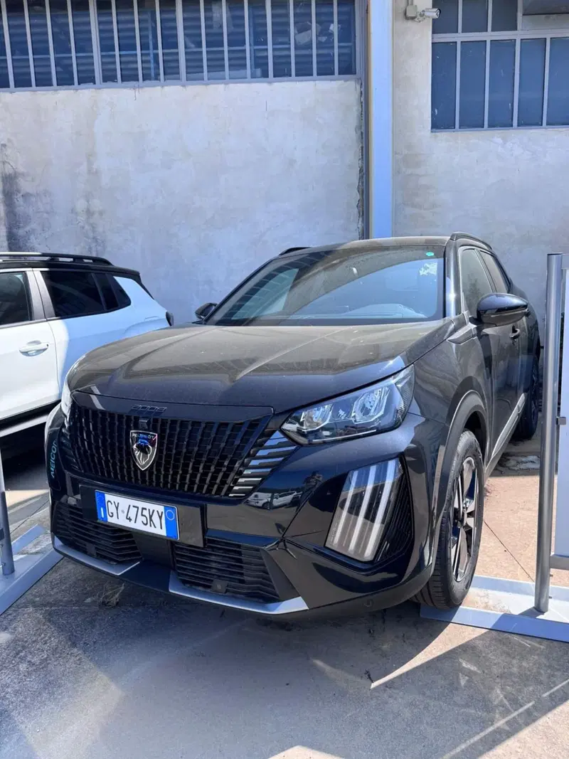 Peugeot 2008 nuova a Frosinone