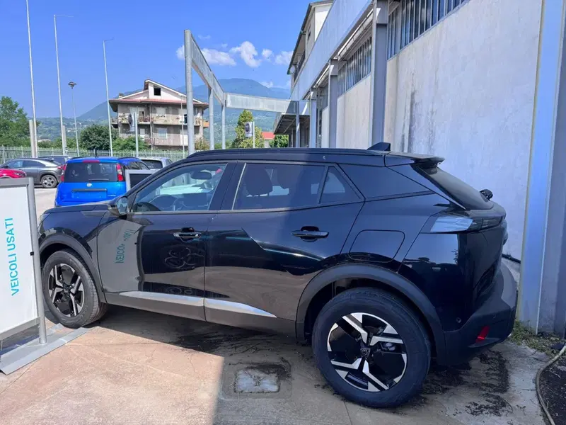 Peugeot 2008 nuova a Frosinone (2)
