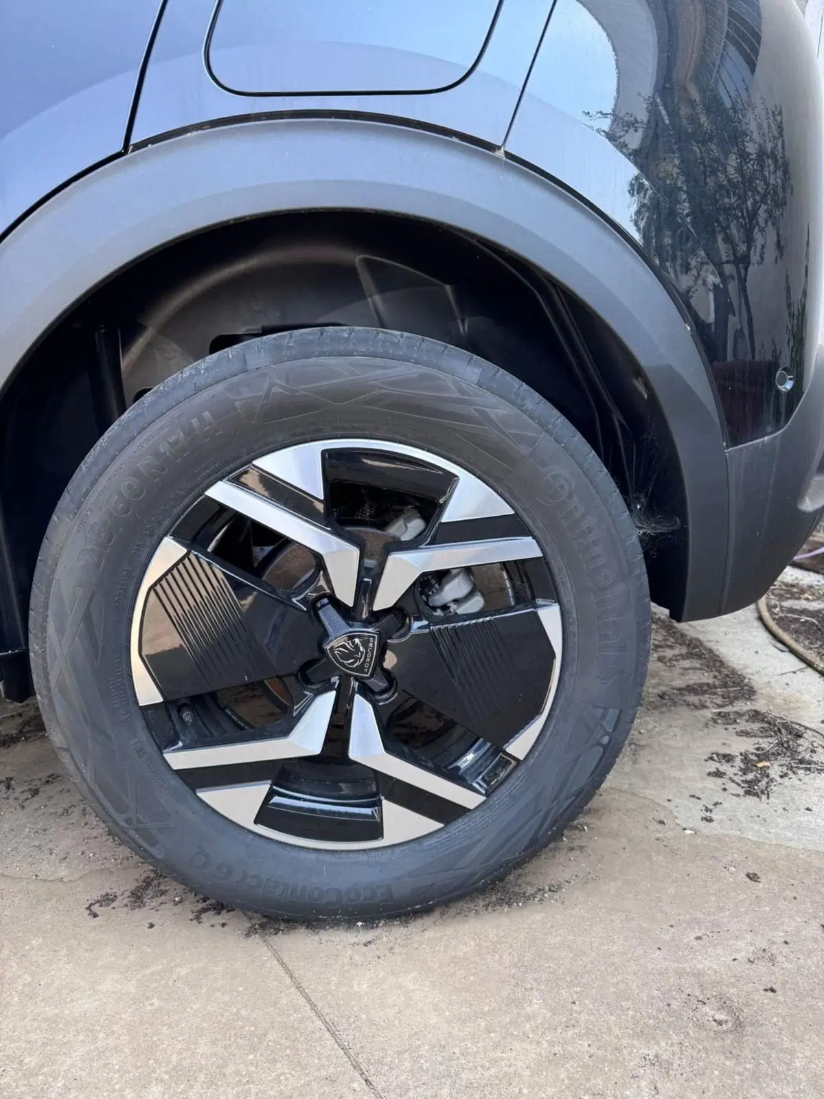 Peugeot 2008 nuova a Frosinone (8)