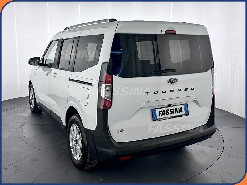 Ford Tourneo Courier usata a Milano (4)