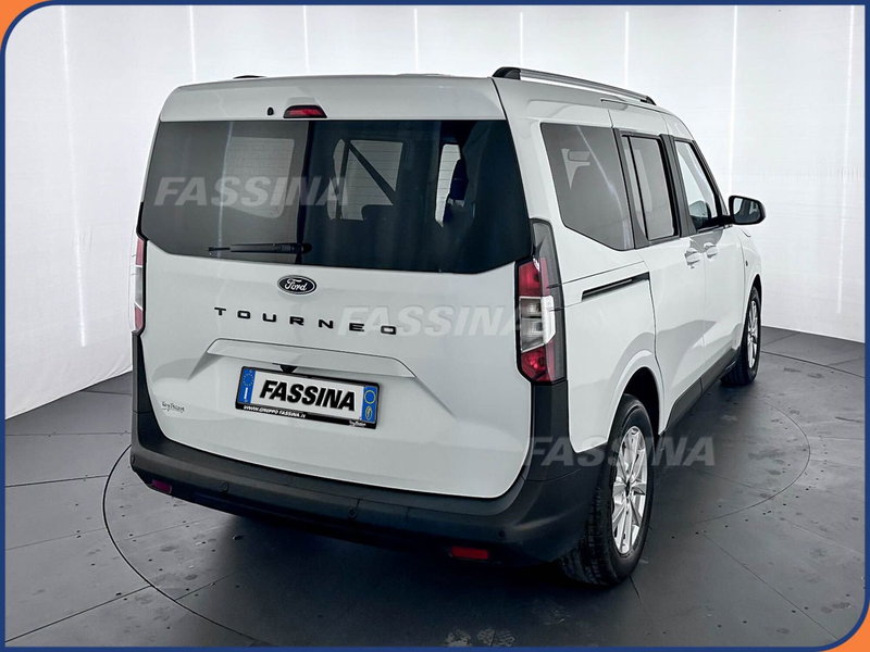 Ford Tourneo Courier usata a Milano (6)