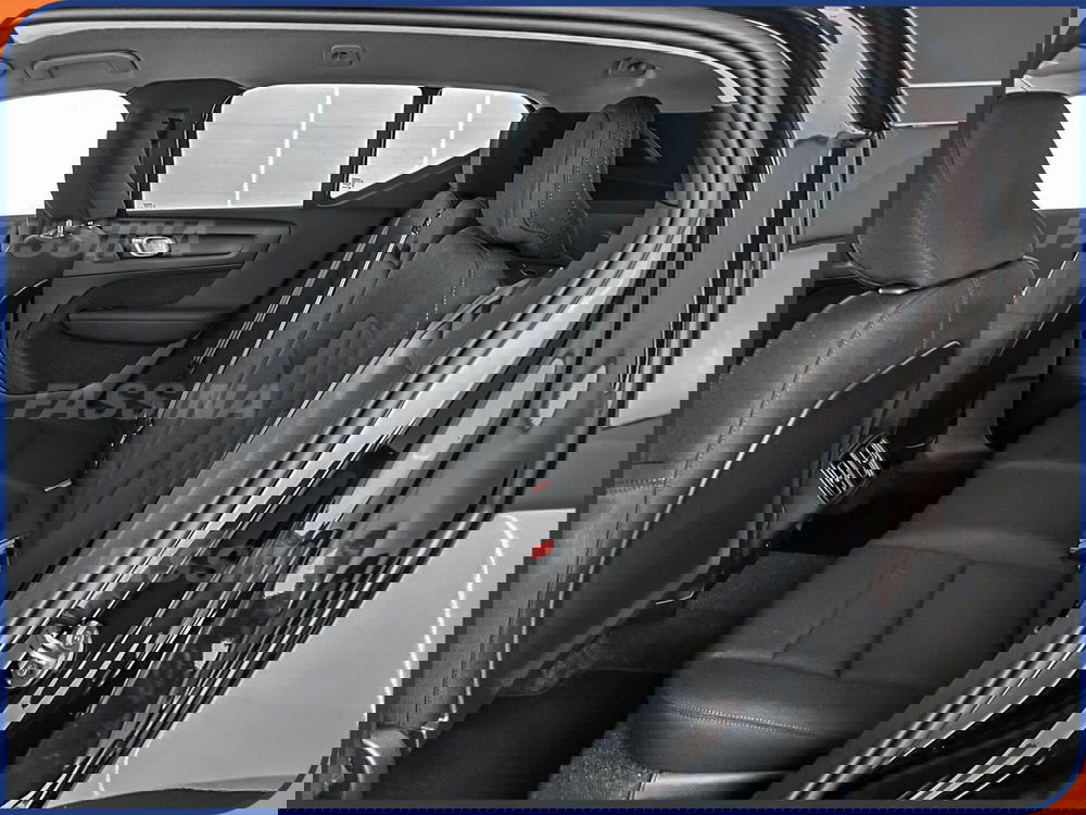 Volvo XC40 usata a Milano (10)