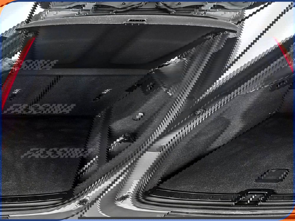 Volvo XC40 usata a Milano (11)