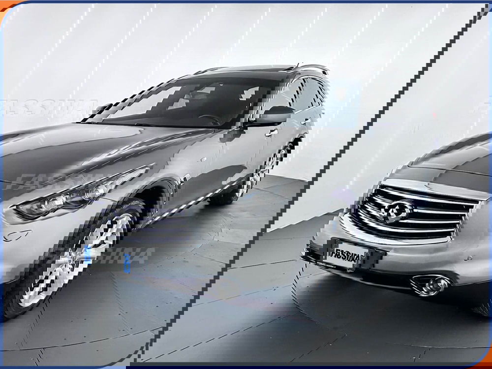 Infiniti QX70 usata a Milano (3)