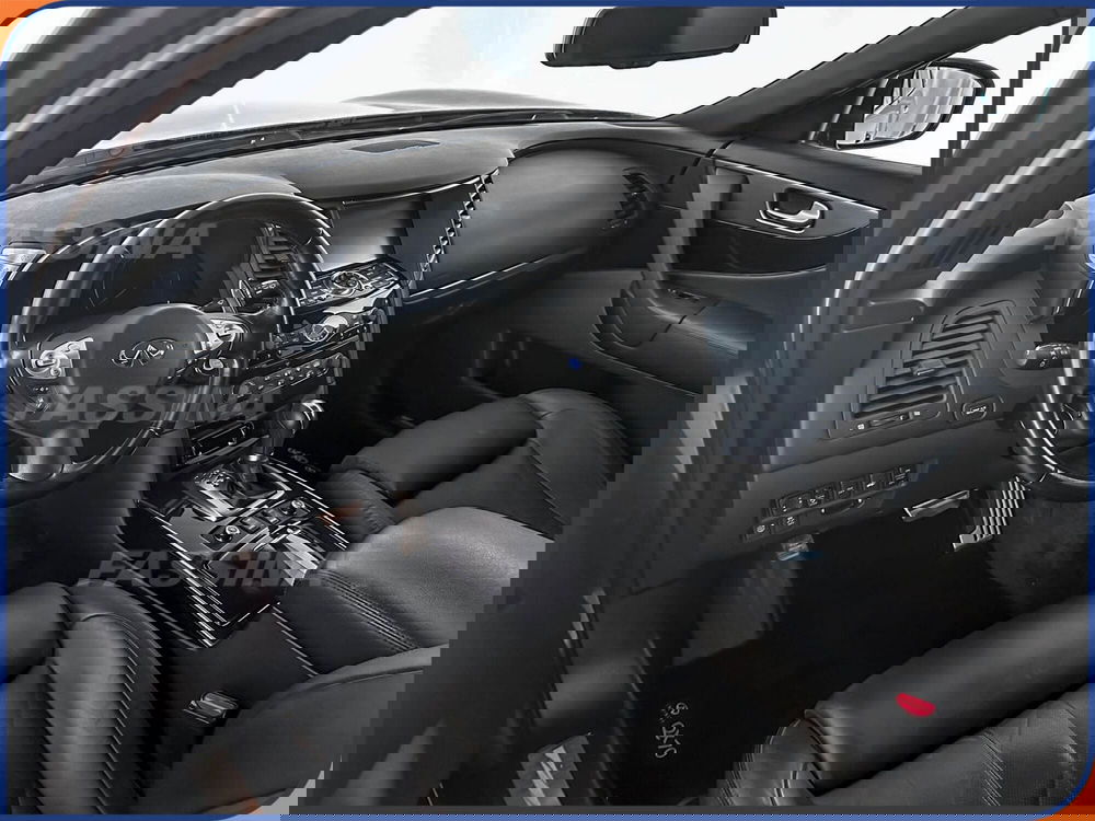 Infiniti QX70 usata a Milano (9)