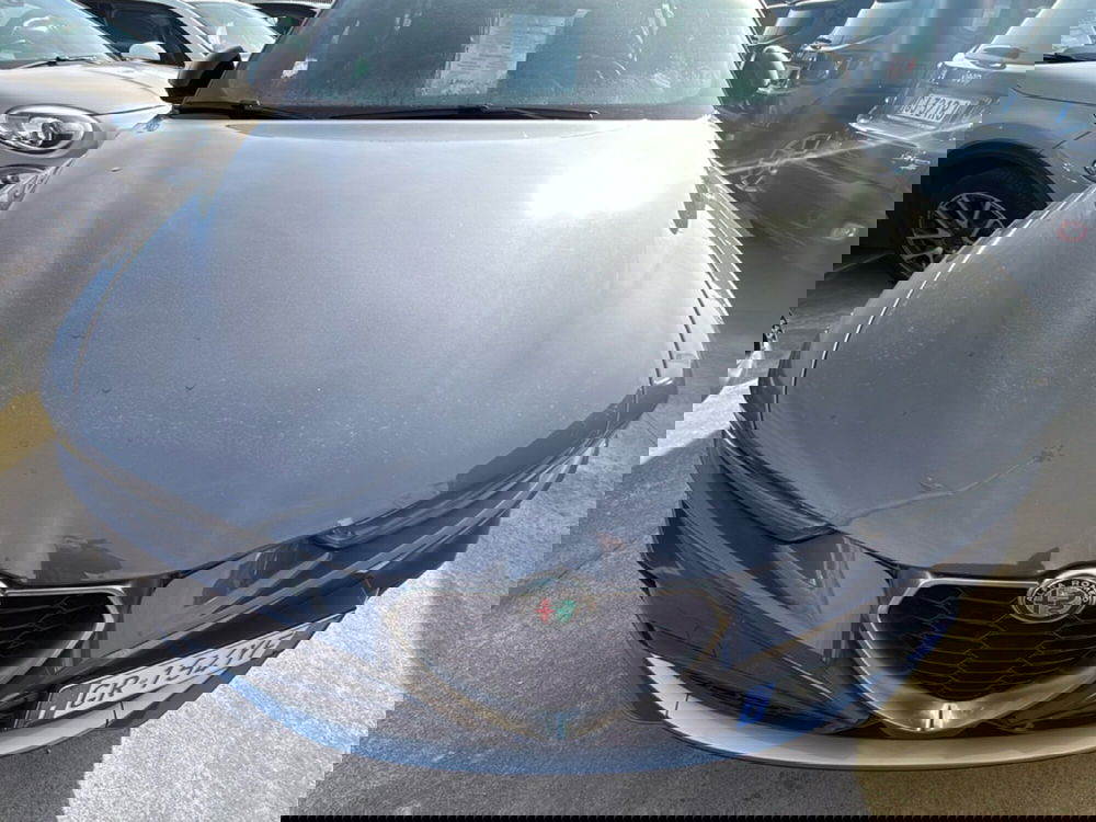 Alfa Romeo Tonale usata a Cosenza (13)