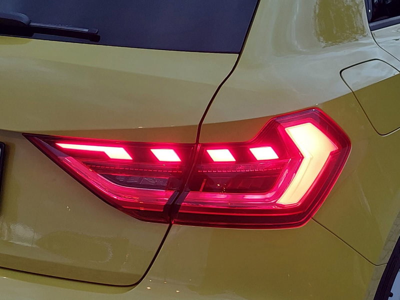 Audi A1 Sportback usata a Bari (10)